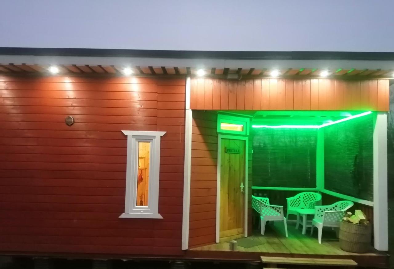 Zalioji Villa Paduyelis Buitenkant foto