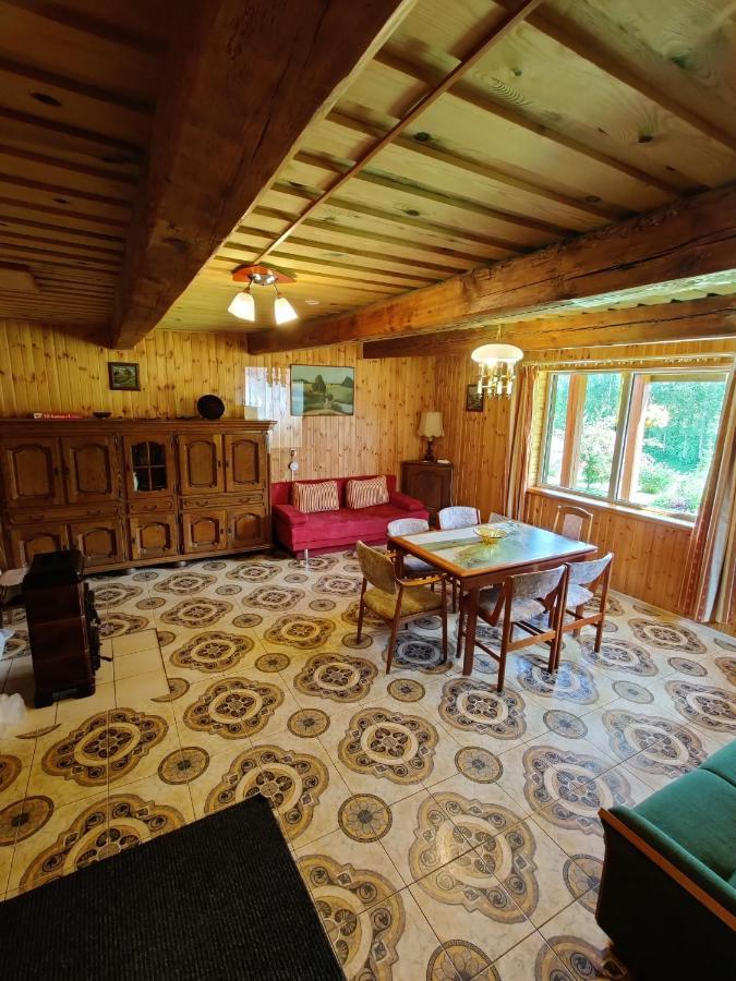 Zalioji Villa Paduyelis Buitenkant foto